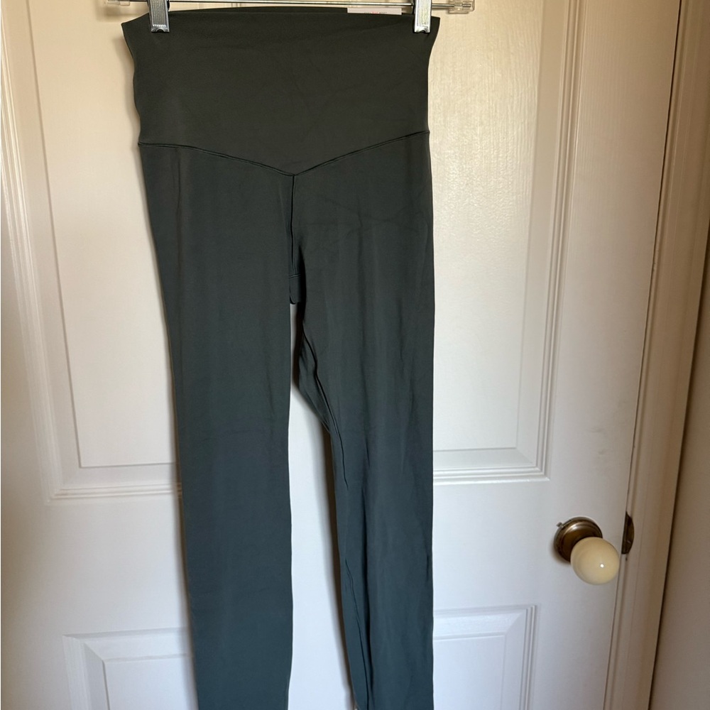 Aerie Olive Green High-Waisted Leggings. Size M. NWT